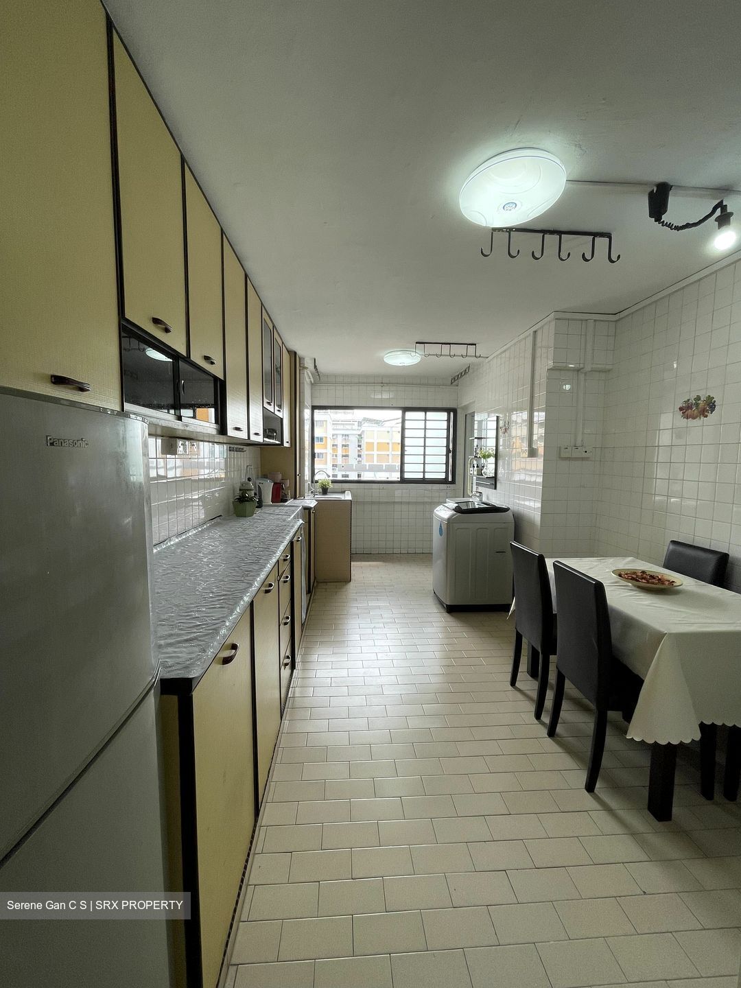 Serangoon Central (Serangoon), HDB 2 Rooms #382498391